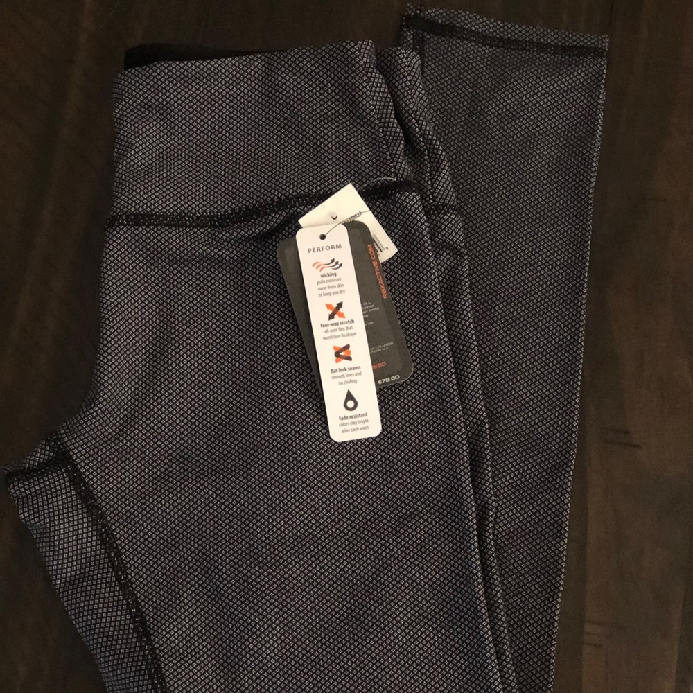 Reebok Active ankle leggings
